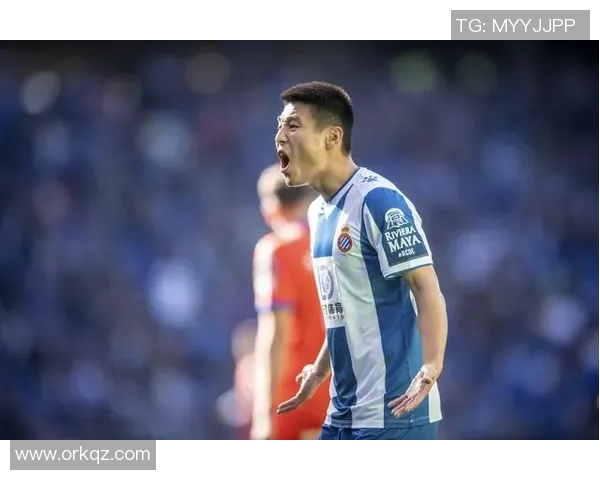 足球明星王雨晴的成长历程与职业生涯全景解析 足球明星王雨晴的成长历程与职业生涯全景解析